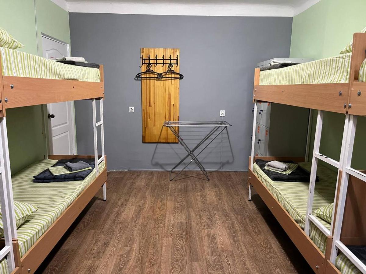 Fox Hostel 基輔 外观 照片