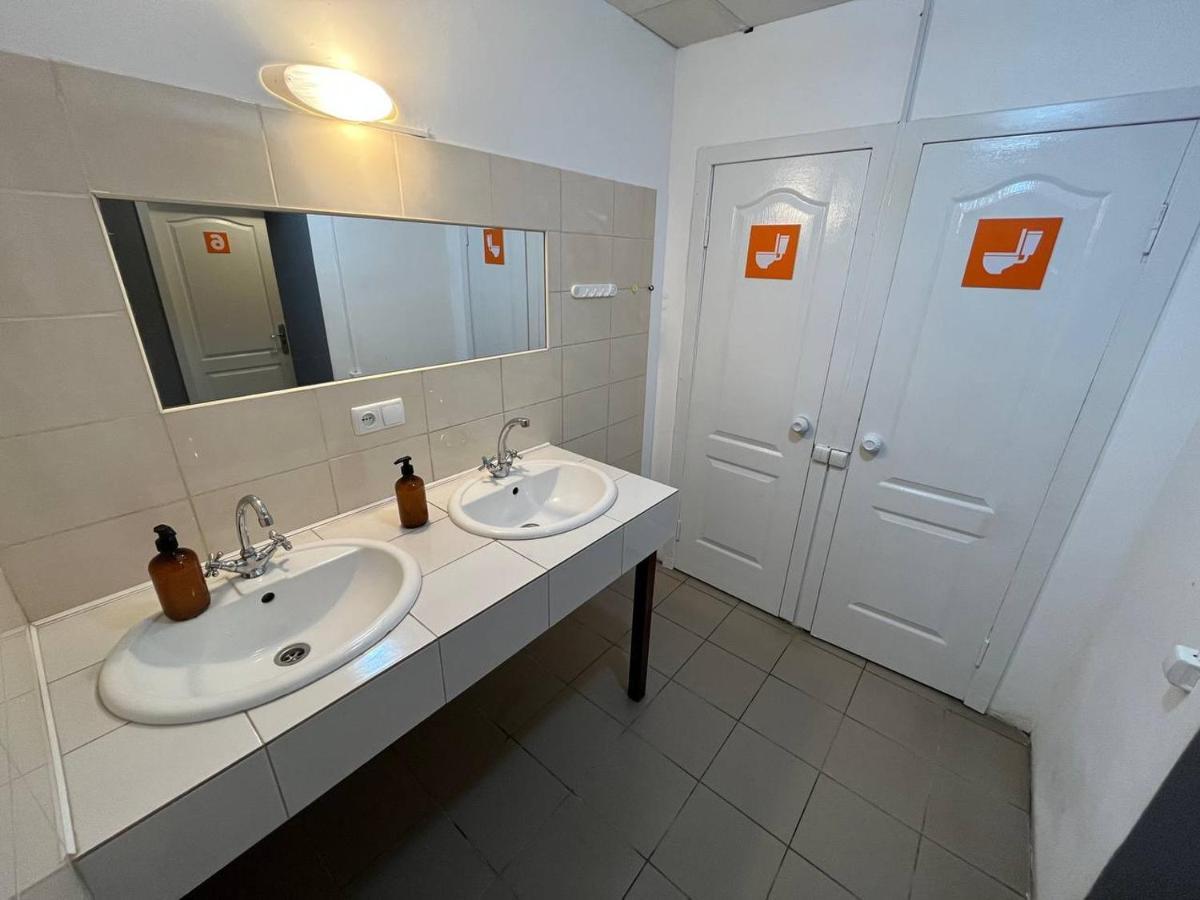 Fox Hostel 基輔 外观 照片