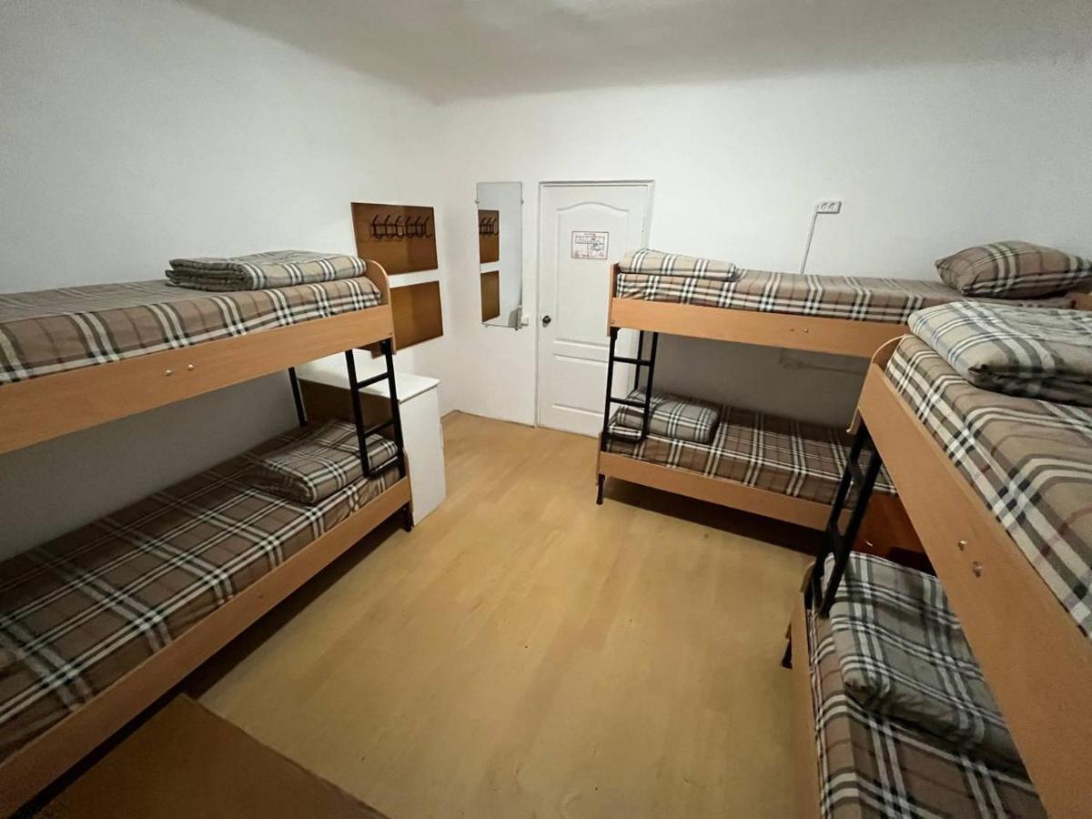 Fox Hostel 基輔 外观 照片