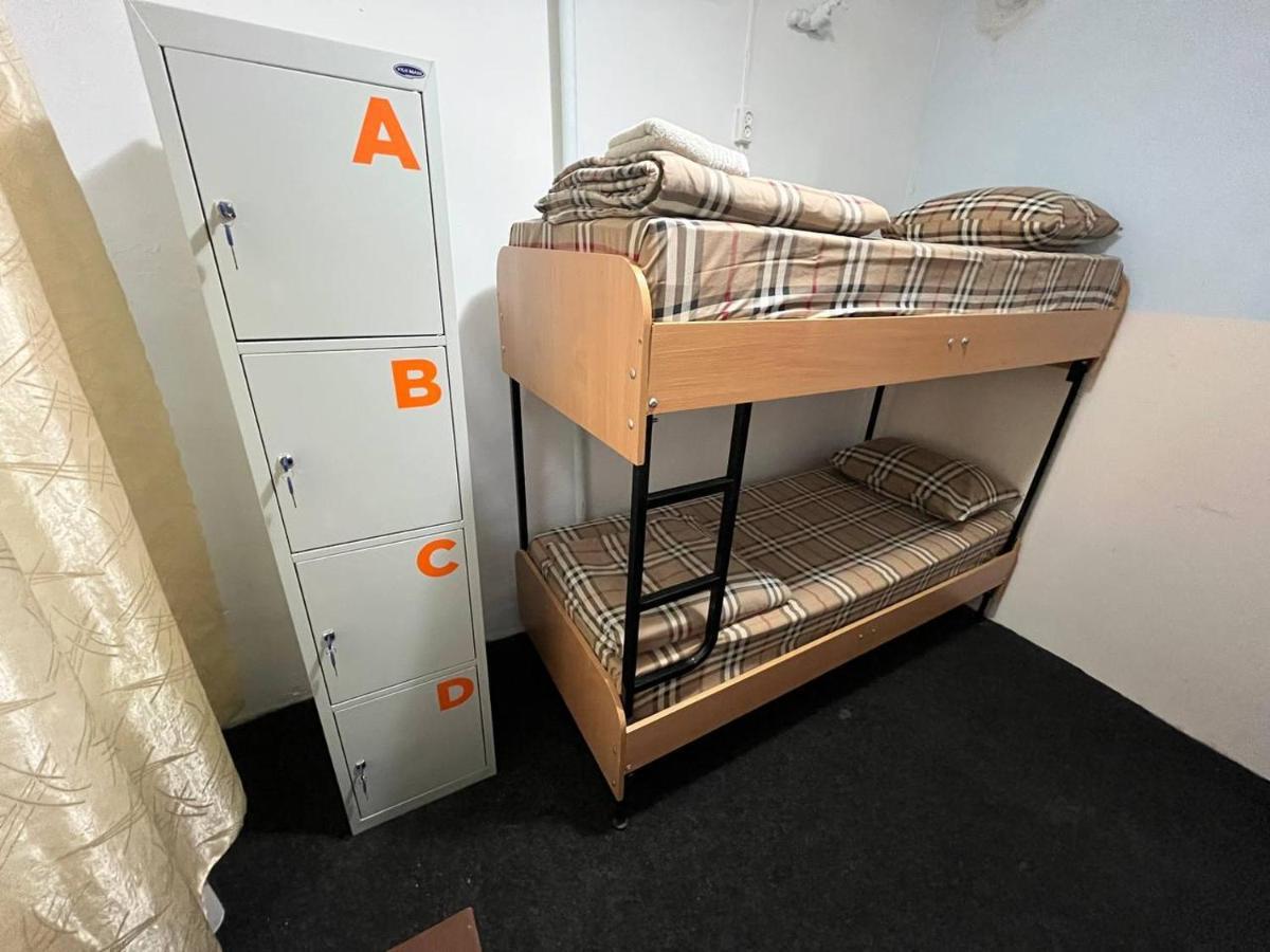 Fox Hostel 基輔 外观 照片